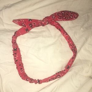 Bandana headband❤️🤍🖤